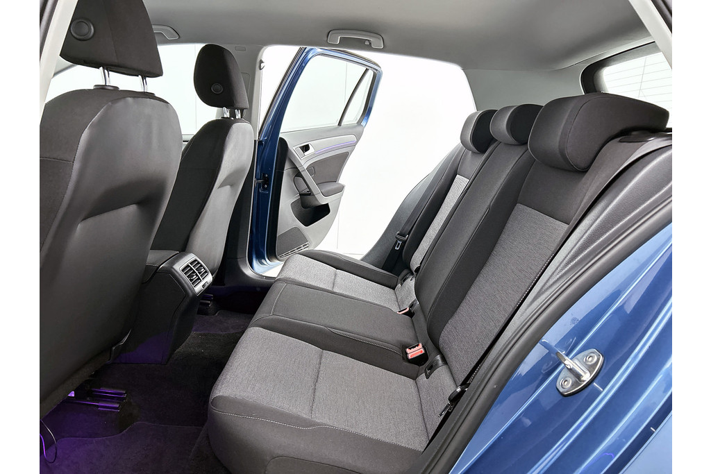 Volkswagen Golf 1.2 TSI Highline (Goed onderhoud,Trekhaak, Navi, Climate Con, Etc) 48840569-25.jpg | Autocentrum Brabant Breda