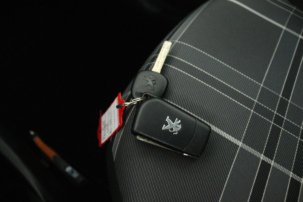 Peugeot 108 1.0 e-VTi Blue Lion (AIRCO, BLUETOOTH) 48863459-20.jpg | Autocentrum Brabant Breda