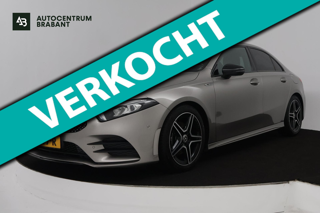 Mercedes-Benz A-Klasse 200 Business Solution AMG (STOELVERWARMING, ACHTERUITRIJCAMERA, PARKEERSENSOREN) 48904568-0.jpg | Autocentrum Brabant Breda