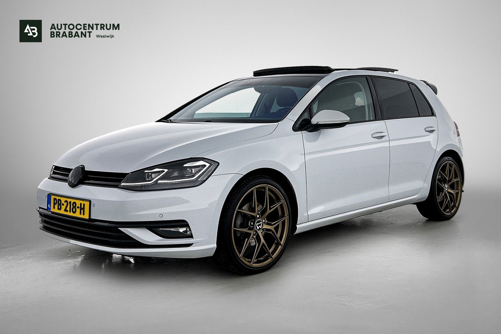 Volkswagen Golf 1.4 TSI Highline (NL-auto, Panorama, Trekhaak, Carplay, StoelV, Climate Cont, Parkeersensoren, Cruise Con, Etc) 48931621-0.jpg | Autocentrum Brabant Breda