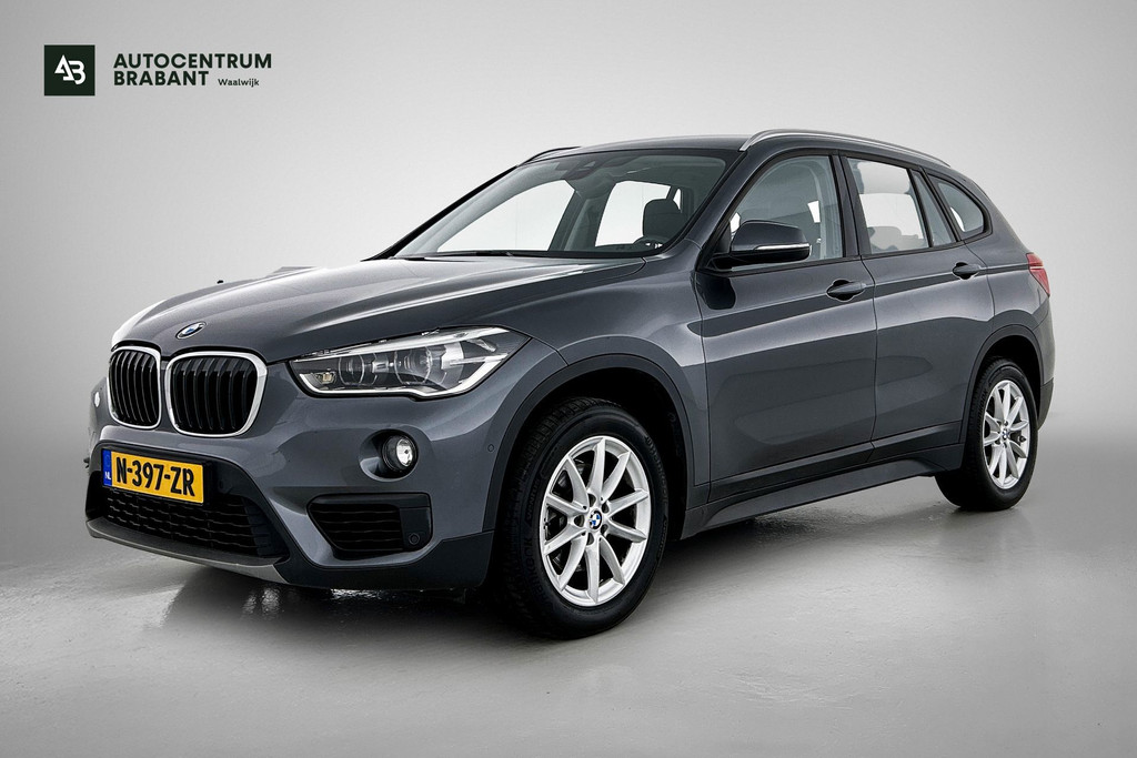 BMW X1 SDrive18i Centennial High Executive (NAVIGATIE, PARKEERSENSOREN, STOELVERWARMING, LED) 49130878-0.jpg | Autocentrum Brabant Breda