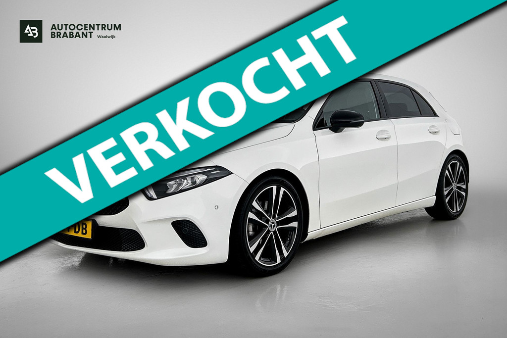Mercedes-Benz A-Klasse 180 Business Solution AMG (PANORAMADAK, SFEERVERLICHTING, STOELVERWARMING, GOED ONDERHOUDEN) 49211043-0.jpg | Autocentrum Brabant Breda