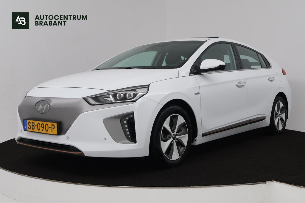 Hyundai IONIQ Premium EV (PANORAMADAK, STOEL/STUUR VERWARMING, CAMERA, ELEKTR STOELEN, NAVIGATIE, PARKEERSENSOREN) 49336764-0.jpg | Autocentrum Brabant Breda