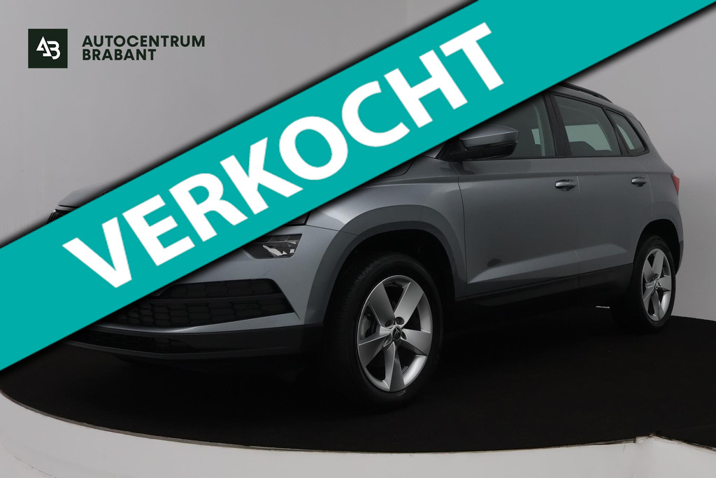 Škoda Karoq 1.0 TSI Ambition Business (PANORAMADAK, TREKHAAK, NAVIGATIE CARPLAY, AUTOMAAT) 49351641-0.jpg | Autocentrum Brabant Breda