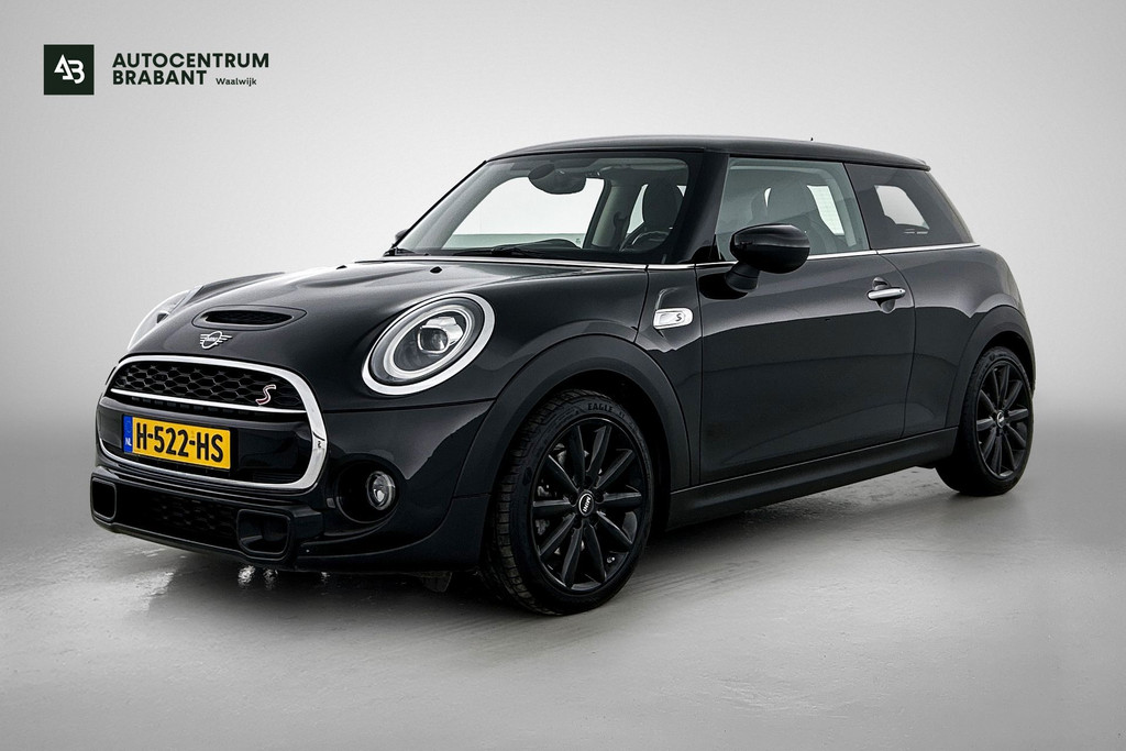 MINI Mini 2.0 Cooper S JCW Chili Serious Business (Dealer OnderH, Bucket Seats, Carplay, Navi Pro, Parkeerhulp, Stoelv, Etc) 49429124-0.jpg | Autocentrum Brabant Breda