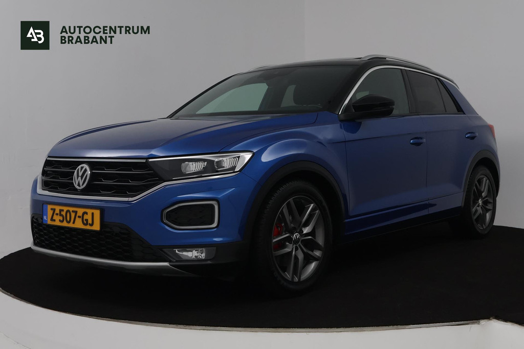 Volkswagen T-Roc 1.5 TSI Sport Business R (PANORAMADAK, STOEL/STUUR VERWARMING, DIGITALE COCKPIT, ACHTERUITRIJCAMERA) 49451546-0.jpg | Autocentrum Brabant Breda