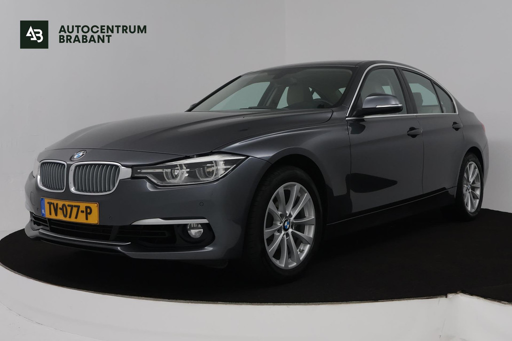 BMW 3 Serie 318i Luxury Edition (DEALER ONDERHOUDEN, PARKEERSENSOREN, NAVIGATIE, AUTOMAAT, CRUISE CONTROL) 49542607-0.jpg | Autocentrum Brabant Breda