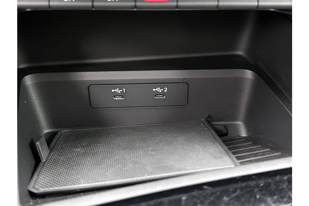 Audi A3 Sportback 35 TFSI Business edition Automaat (NAVI, ADAPTIVE CRUISE, CARPLAY, VIRTUAL COCKPIT, 1e EIGENAAR) 49571317-22.jpg | Autocentrum Brabant Breda