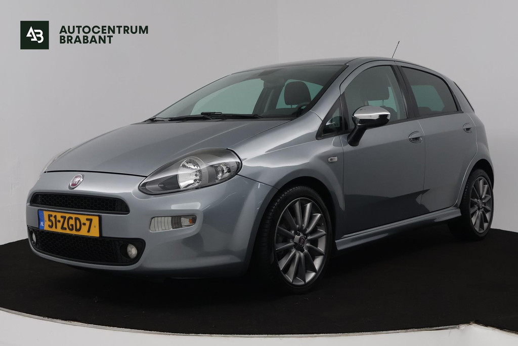 Fiat Punto Evo 0.9 TwinAir Sport (PARKEERSENSOREN, AIRCO) 49654683-0.jpg | Autocentrum Brabant Breda
