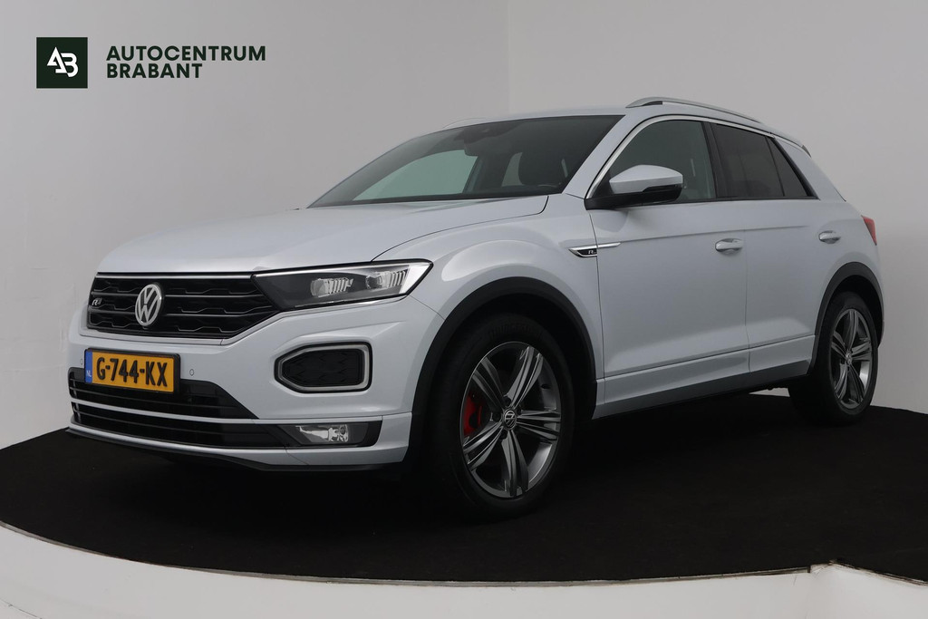 Volkswagen T-Roc 1.5 TSI Sport Business R (DIGITALE COCKPIT, STOELVERWARMING, NAVIGATIE, CRUISE ADAPTIEF, PARKEERSENSOREN) 49788319-0.jpg | Autocentrum Brabant Breda