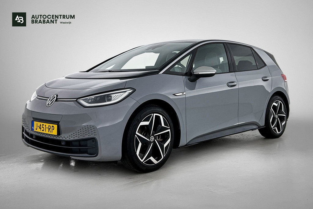 Volkswagen ID.3 First Plus 58 kWh (NL-auto, Navi, Camera, StoelV, Parkeersensoren, Climate con, Etc) 49791768-0.jpg | Autocentrum Brabant Breda