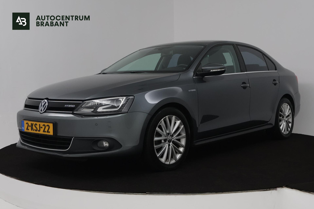 Volkswagen Jetta 1.4 TSI Hybrid Highline (ACHTERUITRIJCAMERA, AUTOMAAT, PARKEERSENSOREN, CRUISE CONTROL) 50239652-0.jpg | Autocentrum Brabant Breda
