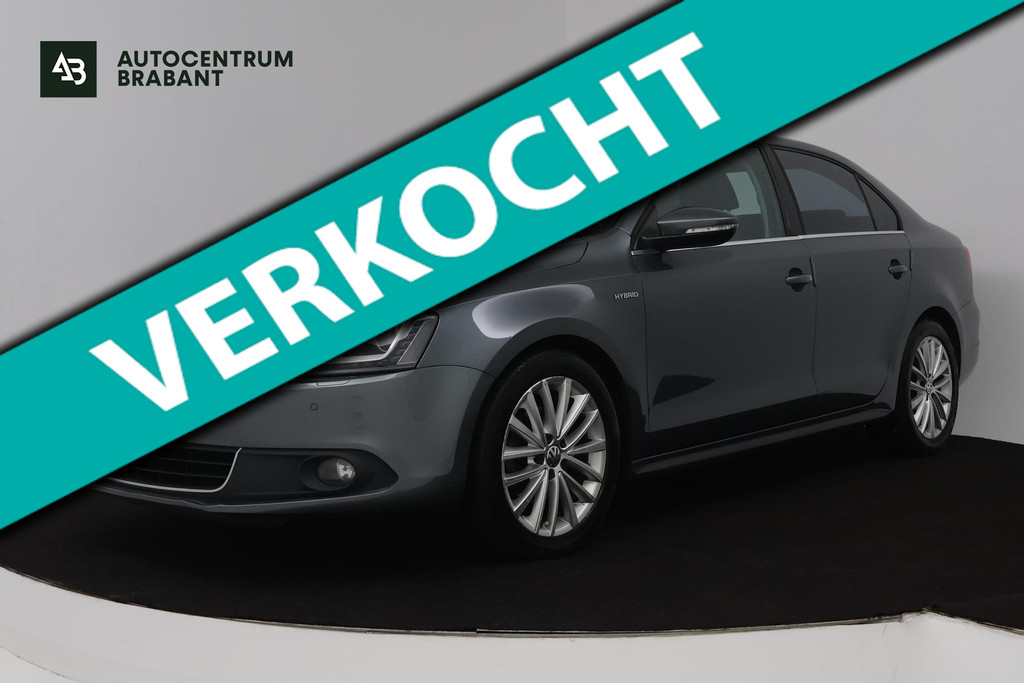 Volkswagen Jetta 1.4 TSI Hybrid Highline (ACHTERUITRIJCAMERA, AUTOMAAT, PARKEERSENSOREN, CRUISE CONTROL) 50239652-0.jpg | Autocentrum Brabant Breda