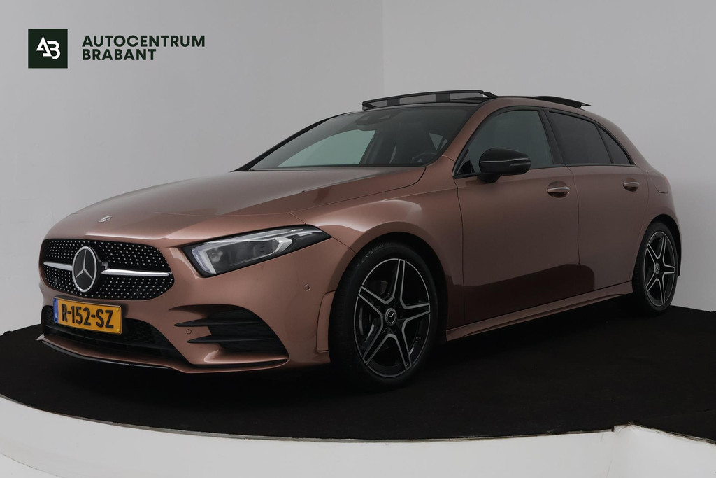 Mercedes-Benz A-Klasse 180 Business Solution AMG Automaat (PANORAMADAK, SFEERVERLICHTING, CAMERA, STOELVERWARMING, 1e EIGENAAR) 50277183-0.jpg | Autocentrum Brabant Breda