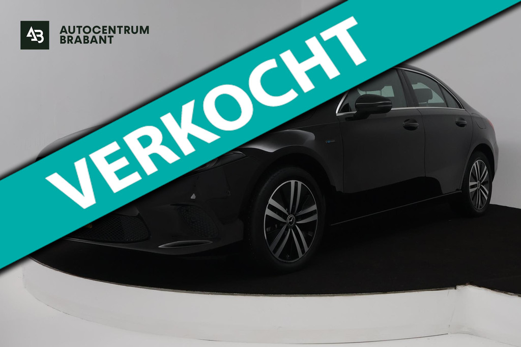 Mercedes-Benz A-Klasse 250 e Business Solution Luxury Limited (SFEERVERLICHTING, STOELVERWARMING, LEDER, 1e EIGENAAR, CAMERA) 50277219-0.jpg | Autocentrum Brabant Breda