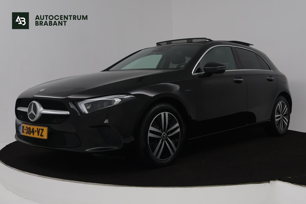 Mercedes-Benz A-Klasse 250 e Business Solution Luxury Limited (PANORAMADAK, SFEERVERLICHTING, CAMERA, ELEKT. STOELEN, 1e EIGENAAR) 50277258-0.jpg | Autocentrum Brabant Breda