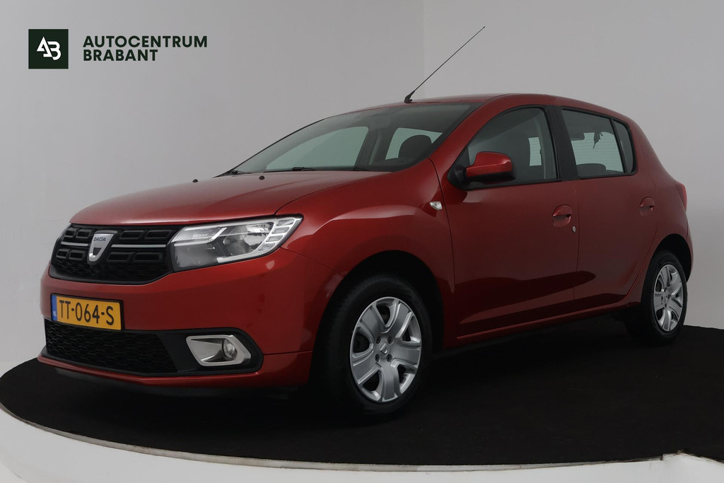 Dacia Sandero 0.9 TCe Laureate (TREKHAAK, PARKEERSENSOREN, AIRCO, RADIO) 50399563-0.jpg | Autocentrum Brabant Breda