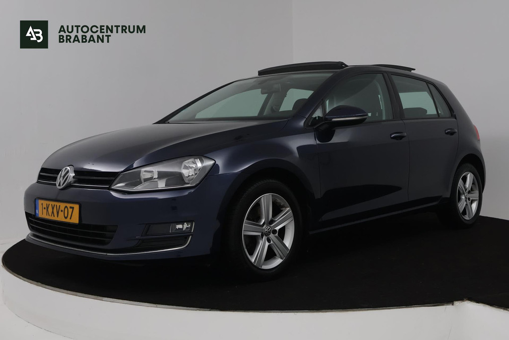Volkswagen Golf 1.2 TSI Highline (PANORAMADAK, NAVIGATIE CARPLAY, PARKEERSENSOREN, GOED ONDERHOUDEN, CRUISE CONTROL, AUTOMAAT) 50690501-0.jpg | Autocentrum Brabant Breda