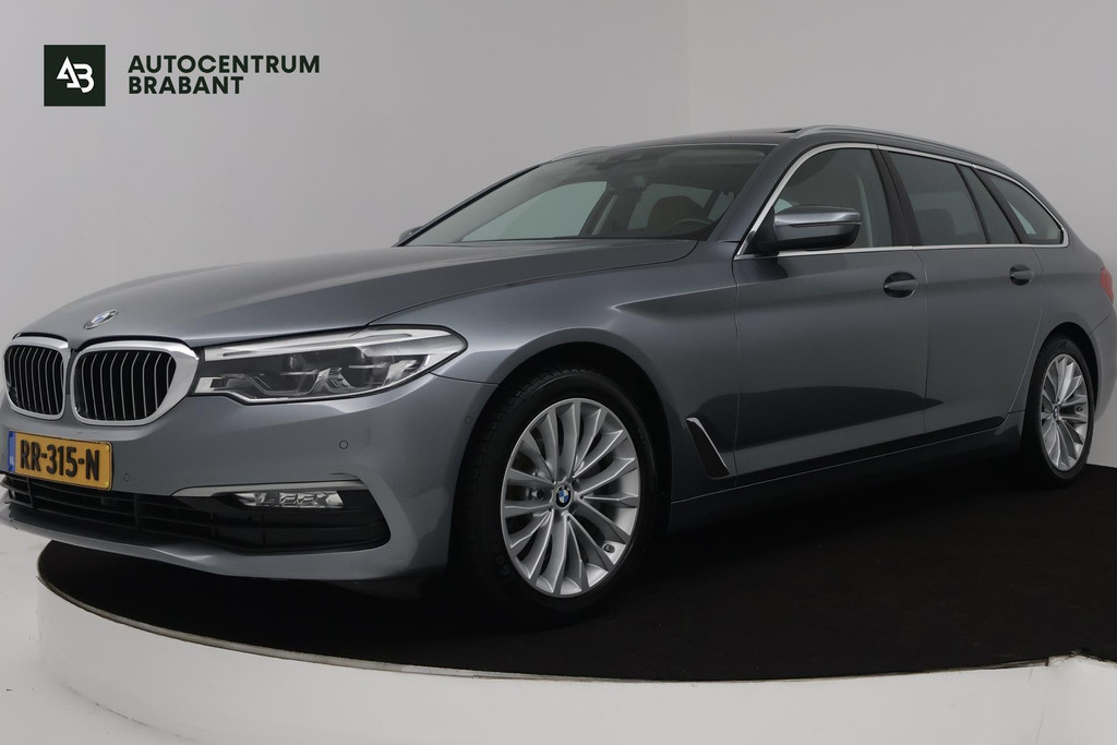 BMW 5 Serie Touring 520i High Executive (PANORAMADAK, STOELVERWARMING, TREKHAAK, ELEKTR STOELEN, HEAD-UP, ACHTERUITRIJCAMERA) 50847034-0.jpg | Autocentrum Brabant Breda