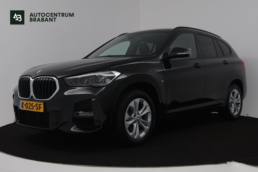 BMW X1 SDrive20i High Executive M Sport (M-PAKKET, STOELVERWARMING, NAVIGATIE, CRUISE CONTROL ADAPTIEF, AUTOMAAT, PARKEERSENSOREN 50863548-0.jpg | Autocentrum Brabant Breda
