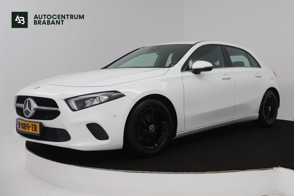 Mercedes-Benz A-Klasse 180 Premium Plus (STOELVERWARMING, ACHTERUITRIJCAMERA, CRUISE CONTROL, NAVIGATIE) 50869758-0.jpg | Autocentrum Brabant Breda