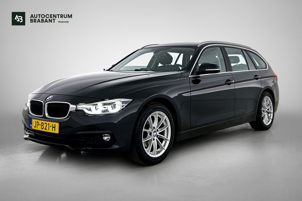 BMW 3 Serie Touring 320i Centennial Executive(NL-auto, Goed Onder, Navi Prof, Parkeersensoren, Climate Con, Cruise Con, Etc) 50886564-0.jpg | Autocentrum Brabant Breda