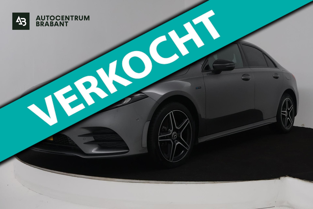 Mercedes-Benz A-Klasse 250 e Business Solution AMG Limited (SFEERVERLICHTING, TREKHAAK, STOELVERWARMING, ACHTERUITRIJCAMERA) 51060956-0.jpg | Autocentrum Brabant Breda