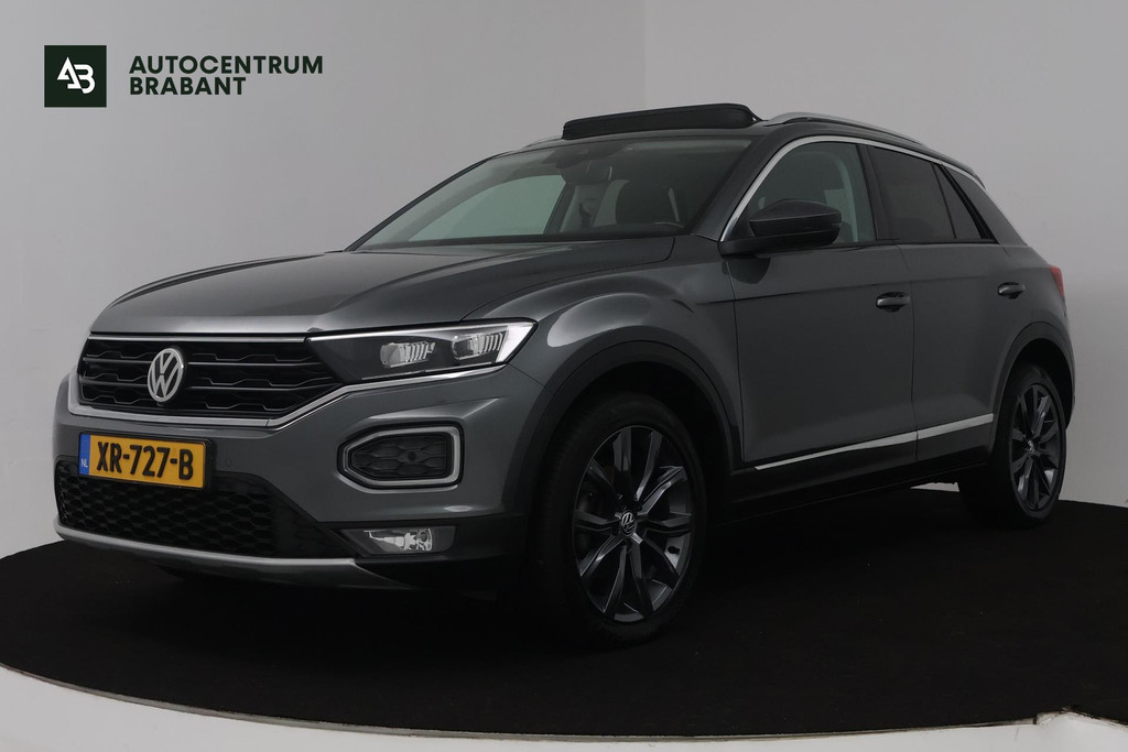 Volkswagen T-Roc 1.5 TSI Sport (PANORAMADAK, TREKHAAK, DIGITALE COCKPIT, CRUISE ADAPTIEF, ACHTERUITRIJCAMERA, SENSOREN) 51180926-0.jpg | Autocentrum Brabant Breda