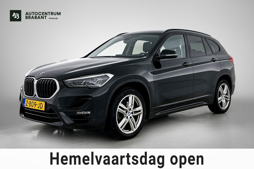 BMW X1 SDrive18i High Executive M Sport (M-PAKKET, SFEER, CAMERA, LED, SPORTSTOELEN, STOELVERWARMING, DEALER ONDERHOUDEN) 51216194-0.jpg | Autocentrum Brabant Breda