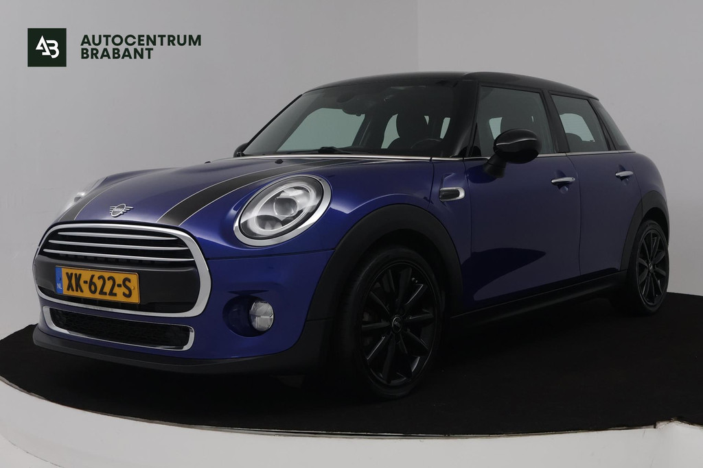 MINI Mini 1.5 Cooper Pepper (STOELVERWARMING, SFEERVERLICHTING, HEAD-UP, AUTOMAAT, PARKEERSENSOREN) 51340927-0.jpg | Autocentrum Brabant Breda