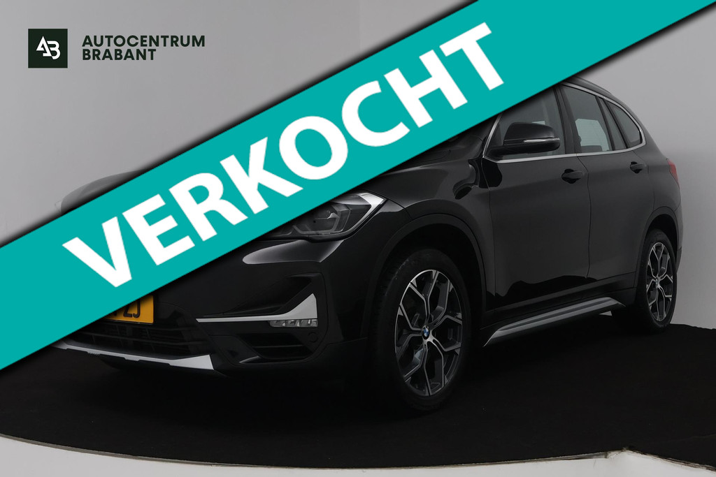 BMW X1 SDrive20i Business Edition Plus (TREKHAAK, STOELVERWARMING, CAMERA, SFEERVERLICHTING, DIGITALE COCKPIT) 51367699-0.jpg | Autocentrum Brabant Breda