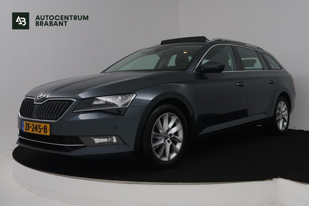 Škoda Superb Combi 1.5 TSI ACT Ambition Business (PANORAMADAK, TREKHAAK, STOELVERWARMING, CARPLAY, PDC) 51442292-0.jpg | Autocentrum Brabant Breda