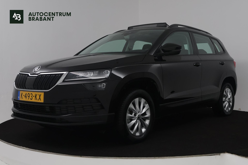 Škoda Karoq 1.0 TSI Business Edition (PANORAMADAK, STOEL/STUUR VERWARMING, NAVIGATIE CARPLAY, DIGITALE COCKPIT, SENSOREN) 51565059-0.jpg | Autocentrum Brabant Breda
