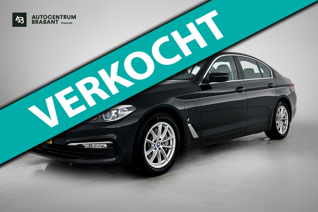 BMW 5 Serie 530e iPerformance Executive(Dealer OnderH, Navi, Active Cruise, Lane Assist, PDC V+A, Bots waarschuwing, Etc) 51643444-0.jpg | Autocentrum Brabant Breda