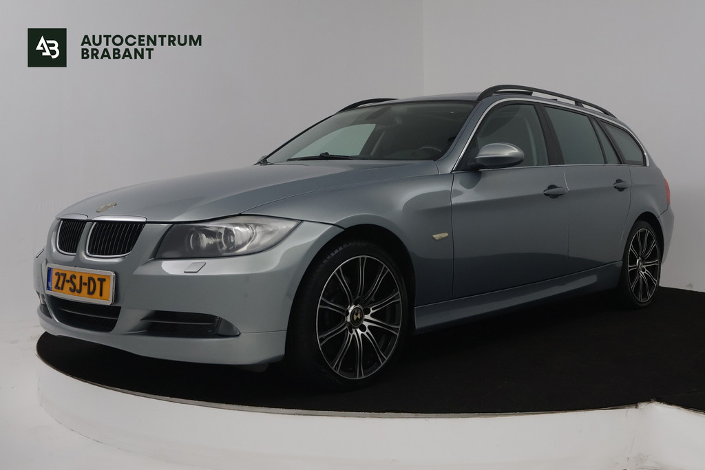 BMW 3 Serie Touring 330xi High Executive (PANORAMADAK, TREKHAAK, PARKEERSENSOREN, AUTOMAAT) 51733479-0.jpg | Autocentrum Brabant Breda