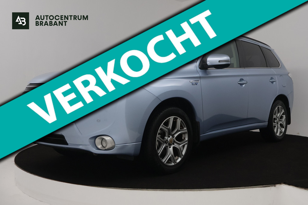 Mitsubishi Outlander 2.0 PHEV Instyle (PANORAMADAK, TREKHAAK, STOELVERWARMING, NAVIGATIE, CRUISE CONTROL) 51737501-0.jpg | Autocentrum Brabant Breda