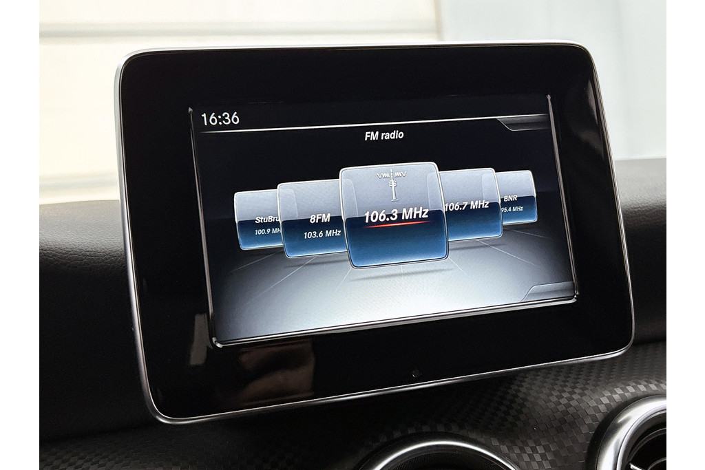 Mercedes-Benz A-Klasse 180 Prestige AMG Style (Goed OnderH, Navi, Stoelv, Camera, Parkeerhulp V+A, Cruise Con, Etc) 51819336-33.jpg | Autocentrum Brabant Breda