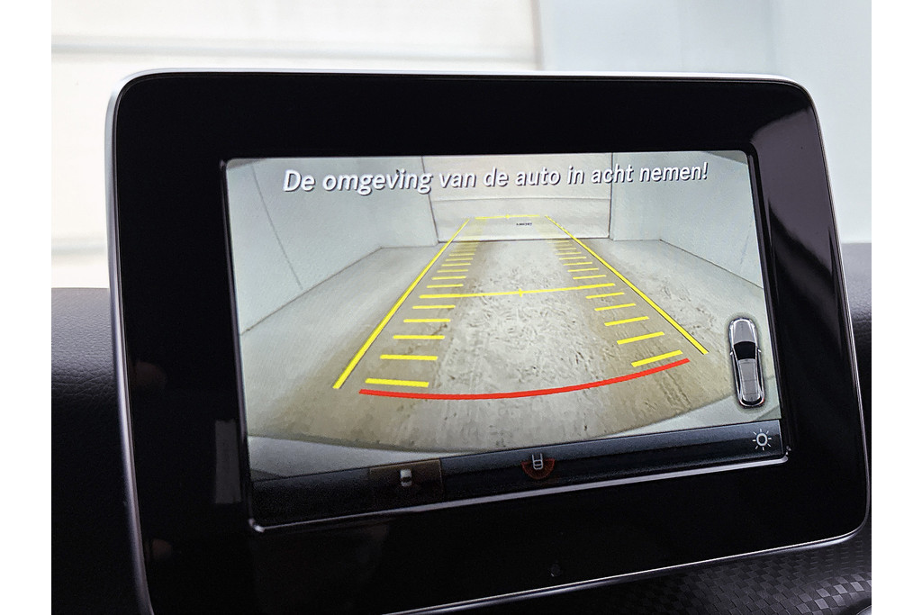 Mercedes-Benz A-Klasse 180 Prestige AMG Style (Goed OnderH, Navi, Stoelv, Camera, Parkeerhulp V+A, Cruise Con, Etc) 51819336-7.jpg | Autocentrum Brabant Breda