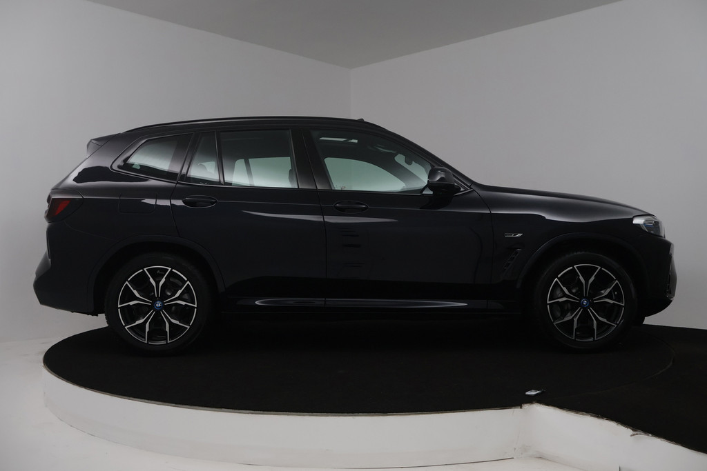 BMW X3 XDrive30e Business Edition Plus M-Sport (PANORAMADAK, TREKHAAK, STOELVERWARMING, SFEERVERLICHTING, DEALER ONDERHOUDEN) 51882969-9.jpg | Autocentrum Brabant Breda