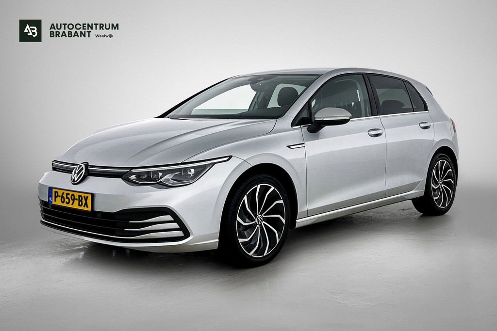 Volkswagen Golf 1.5 eTSI R-Line Business+(Goed OnderH, Stoelmassage, StoelV, Camera, Carplay, Navi, Addapt Cruise, Etc) 52007403-0.jpg | Autocentrum Brabant Breda