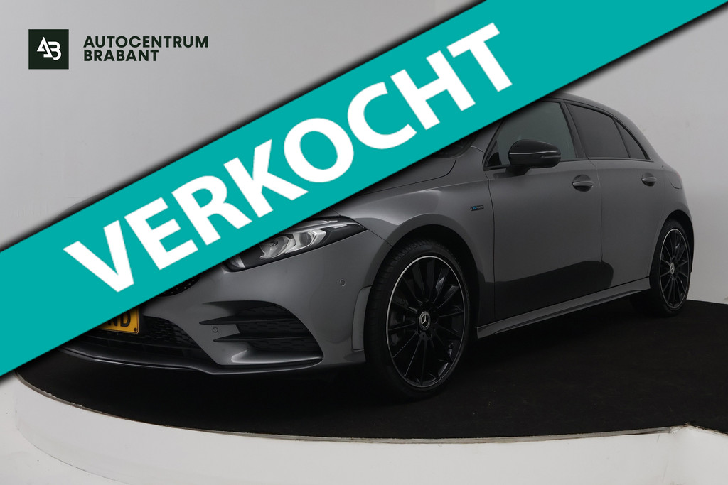 Mercedes-Benz A-Klasse 250 e Premium Plus (STOELVERWARMING, SFEERVERLICHTING, CAMERA, NAVIGATIE, CRUISE CONTROL) 52062512-0.jpg | Autocentrum Brabant Breda