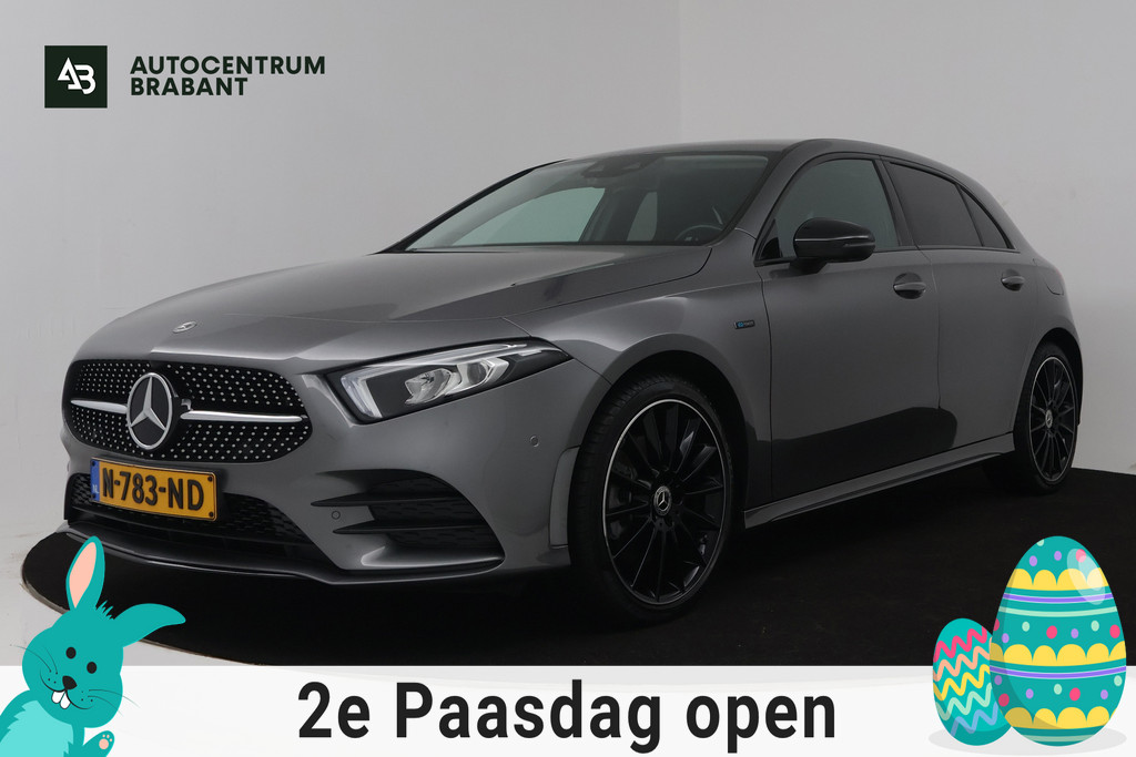 Mercedes-Benz A-Klasse 250 e Premium Plus (STOELVERWARMING, SFEERVERLICHTING, CAMERA, NAVIGATIE, CRUISE CONTROL) 52062512-0.jpg | Autocentrum Brabant Breda