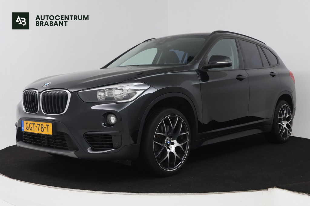 BMW X1 XDrive20i High Executive (Goed OndH, 2 sets velgen, Camera, Trekhaak, Navi, ParkeerS, StoelV, Climate Con, Cruise Con, Etc) 52139505-0.jpg | Autocentrum Brabant Breda