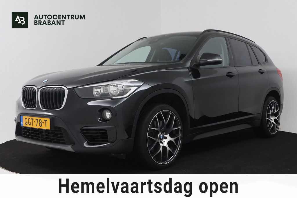 BMW X1 XDrive20i High Executive (Goed OndH, 2 sets velgen, Camera, Trekhaak, Navi, ParkeerS, StoelV, Climate Con, Cruise Con, Etc) 52139505-0.jpg | Autocentrum Brabant Breda