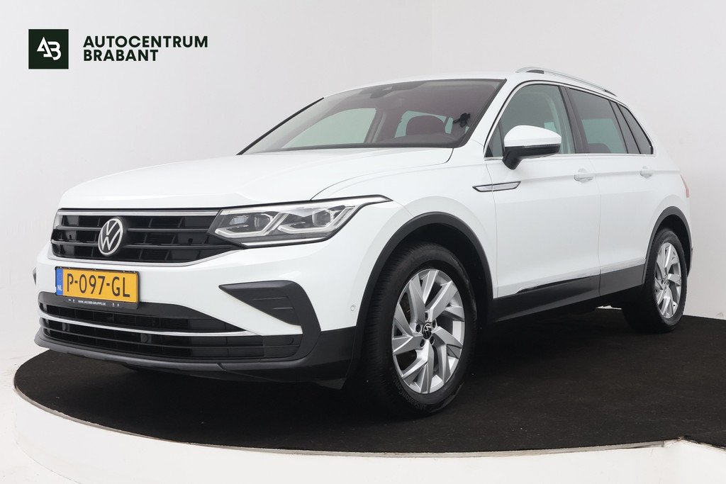 Volkswagen Tiguan 1.5 TSI Life Business (TREKHAAK, STOEL/STUUR VERWARMING, CRUISE ADAPTIEF, CAMERA, DIGITALE COCKPIT) 52348595-0.jpg | Autocentrum Brabant Breda