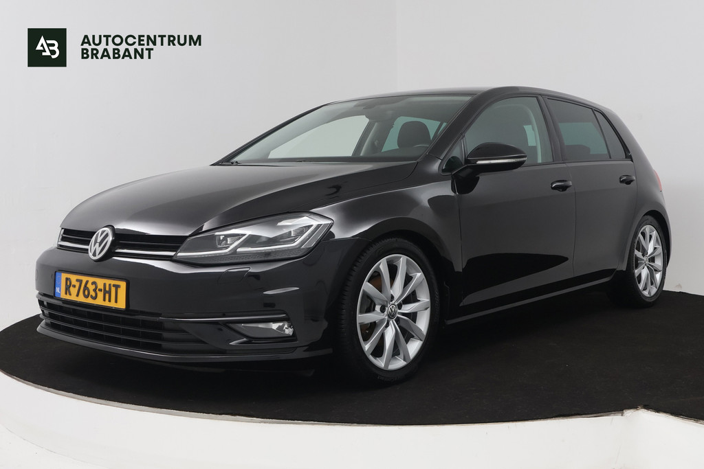 Volkswagen Golf 1.5 TSI Highline Business R-Line (NAVIGATIE, STOELVERWARMING, LED, MASSAGE STOELEN, PDC) 52363291-0.jpg | Autocentrum Brabant Breda
