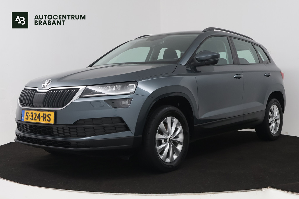Škoda Karoq 1.0 TSI Clever Edition (NAVIGATIE, STOELVERWARMING, PARKEERSENSOREN, CARPLAY) 52464449-0.jpg | Autocentrum Brabant Breda