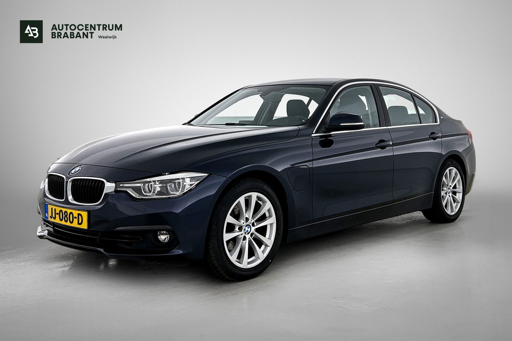 BMW 3 Serie 330e Centennial Executive(NL-auto, Goed OnderH, Navi, Parkeersensoren, Climate Con, Cruise Con, Etc) 52587017-0.jpg | Autocentrum Brabant Breda