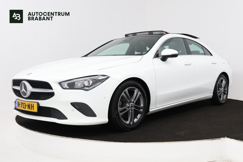Mercedes-Benz CLA-Klasse 180 Business Solution (PANORAMADAK, TREKHAAK, CAMERA, CRUISE CONTROL, PARKEERSENSOREN) 52610864-0.jpg | Autocentrum Brabant Breda