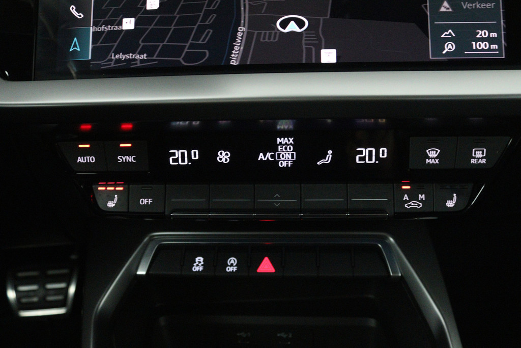 Audi A3 Sportback 30 TFSI S edition (DIGITALE COCKPIT, STOELVERWARMING, CRUISE ADAPTIEF, NAVIGATIE, PARKEERSENSOREN) 52674628-14.jpg | Autocentrum Brabant Breda